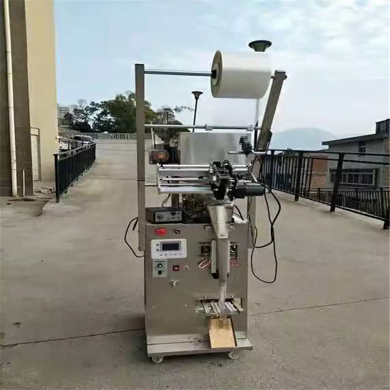 638377128139046663717.jpg 液体分装机厂家